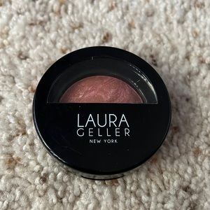 Laura Geller baked blush